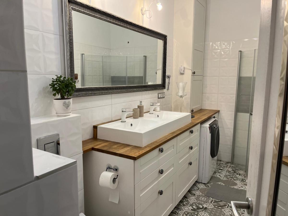 Apartament Przy Ratuszu Apartment Барчево Екстериор снимка